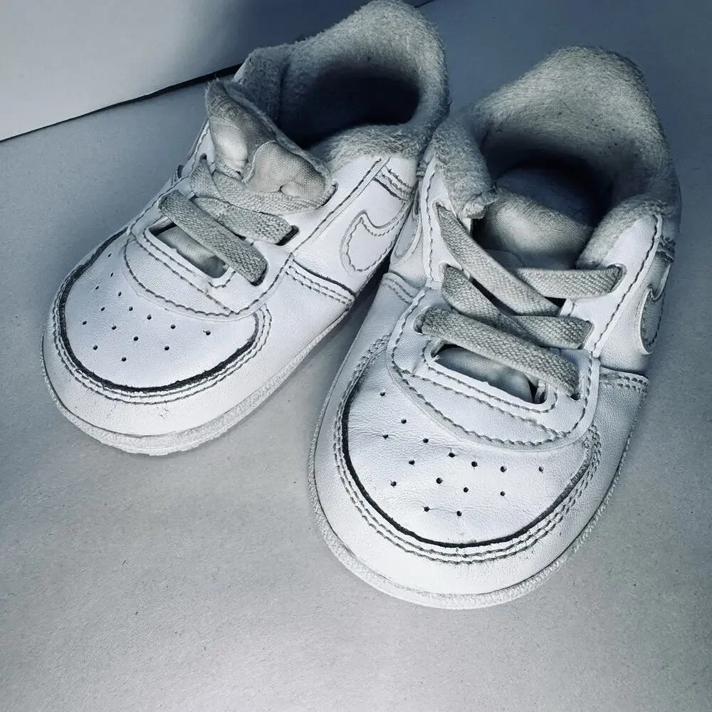 Nike Air Force 1 Triple White Baby Size 4c Sneakers Tennis Shoes